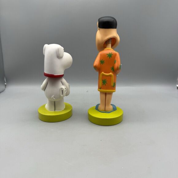 Quagmire Family Guy Bobblehead & Brian Wacky Wobblers (Heads Are Loose) - Picture 2 of 5